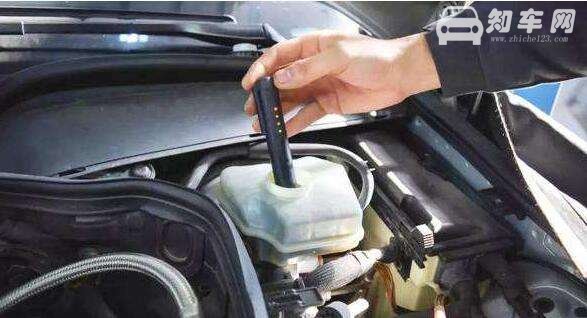 刹车油换多少合适 更换刹车油需要多少的量