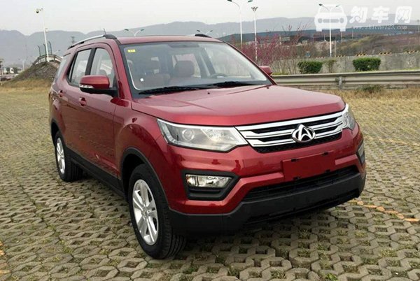 长安欧尚cx70a 非常适用于普通家庭的一款7座中型suv