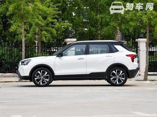 新手买小型suv还是紧凑型suv 道路千万条,安全第一条