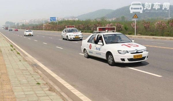 道路驾驶技能考试是不是科目三