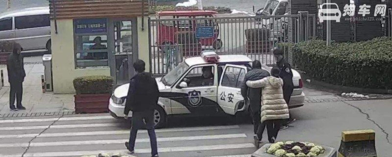 警车闯红灯违法吗