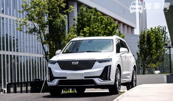 xt6凯迪拉克6座报价 售价33.97万百公里油耗仅为7.6L